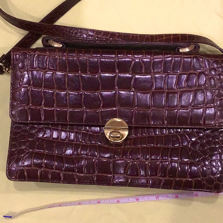 Vintage Liz Claiborne Leather Handbag In Very Good Condition